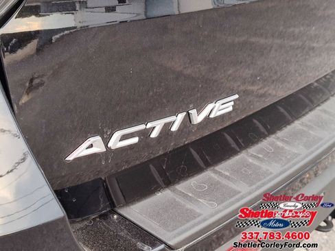 New 2025 Ford Explorer Active w/ Active Comfort Package image 4
