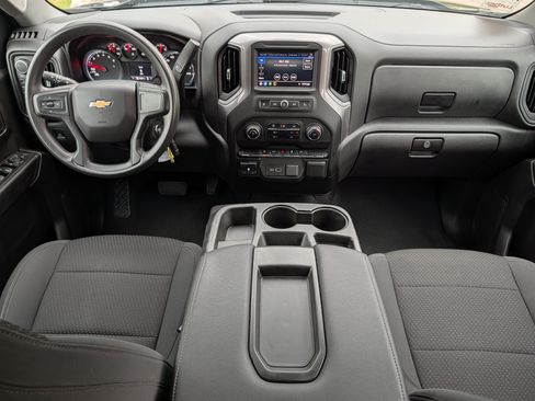 Used 2021 Chevrolet Silverado 1500 Custom AWD/4WD image 10