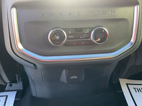 New 2025 Ford Expedition Tremor image 32