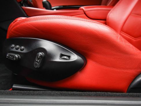 Used 2018 Maserati GranTurismo Sport image 43