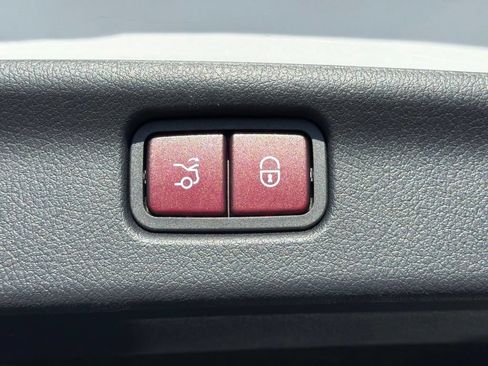 Certified 2023 Mercedes-Benz C 300 Sedan image 16