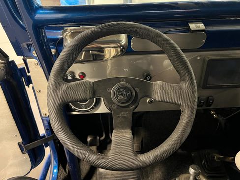 Used 1990 Jeep Wrangler Sahara image 14