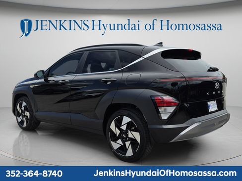 New 2026 Hyundai Kona Limited FWD image 7