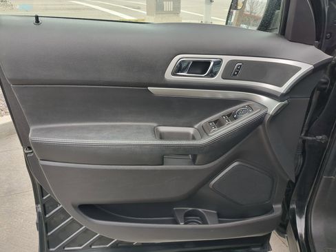 Used 2015 Ford Explorer XLT w/ Equipment Group 202B image 14