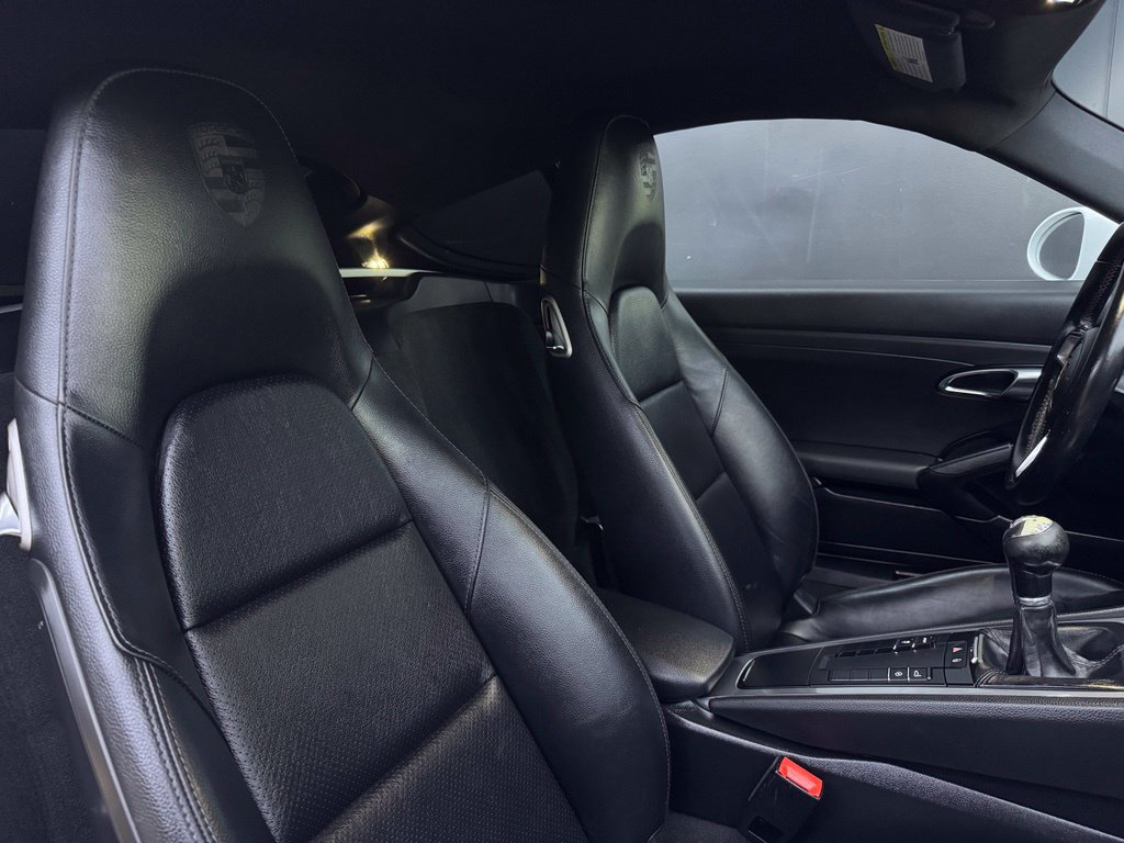 Used 2018 Porsche 718 Cayman RWD image 19