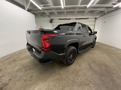 Used 2024 Chevrolet Silverado EV W/T image 6