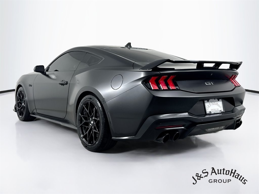 Used 2024 Ford Mustang GT RWD image 5