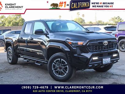 Used 2025 Toyota Tacoma TRD Sport