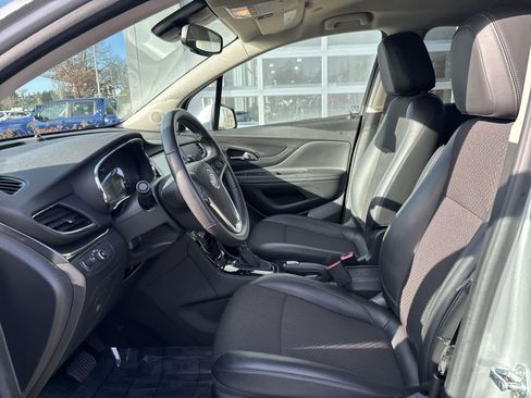 Used 2019 Buick Encore Preferred image 7