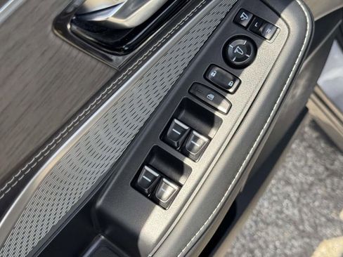 Certified 2023 Acura MDX SH-AWD w/ Advance Package image 16