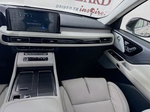 New 2026 Lincoln Aviator Reserve w/ Luxury Package image 25