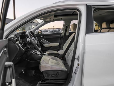 Used 2021 Audi Q3 2.0T Premium w/ Convenience Package image 32