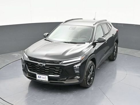 Used 2026 Chevrolet Trax ACTIV w/ Driver Confidence Package FWD image 61