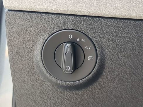 Certified 2023 Volkswagen Taos S FWD image 23