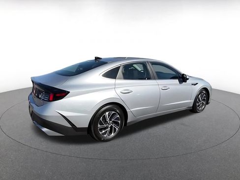 Used 2026 Hyundai Sonata Blue FWD image 15