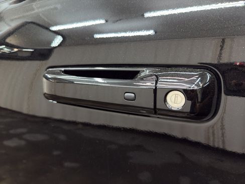 New 2025 RAM 2500 Laramie AWD/4WD image 10