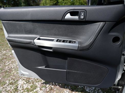 Used 2006 Volvo S40 T5 image 38