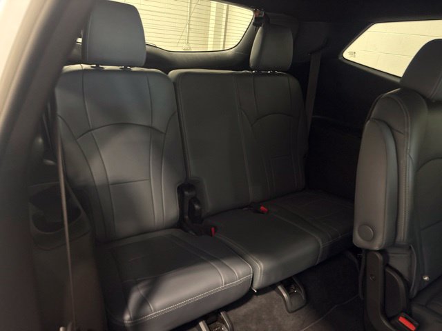 Used 2023 Buick Enclave Essence FWD image 35