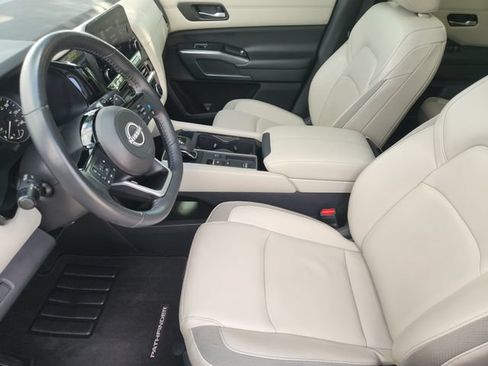 Used 2022 Nissan Pathfinder SL w/ SL Premium Package FWD image 14