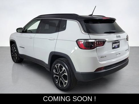 Used 2022 Jeep Compass Limited AWD/4WD image 5