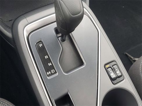 Used 2024 Subaru Crosstrek 2.0i Premium image 27