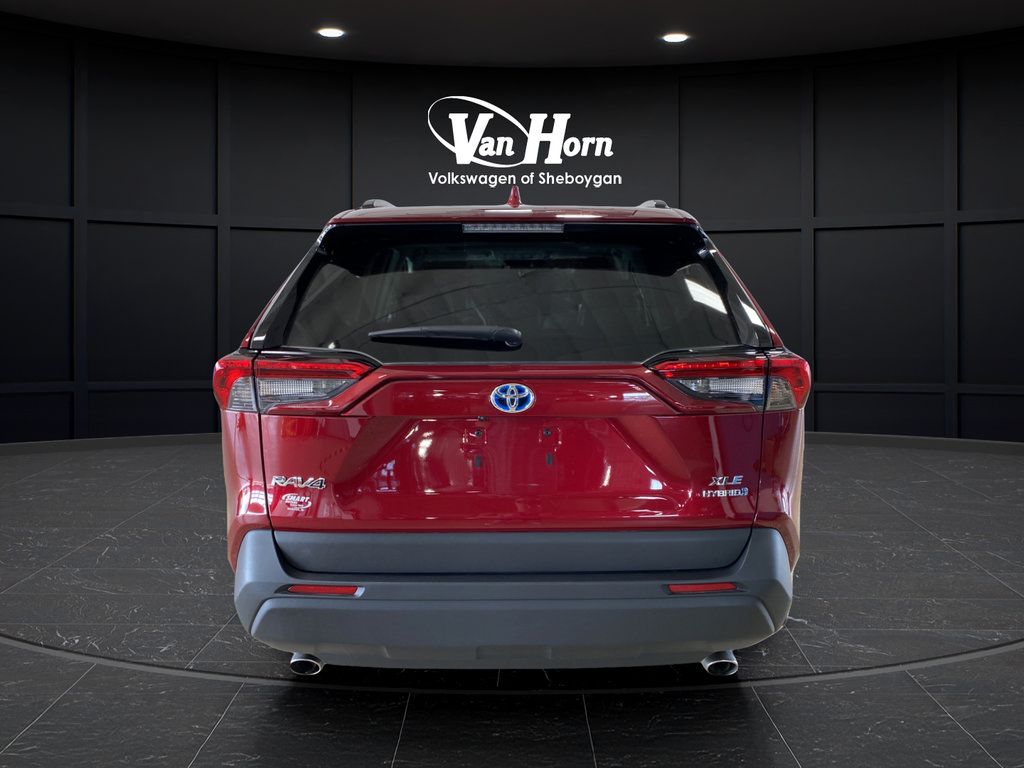 Used 2023 Toyota RAV4 XLE Premium AWD/4WD image 6