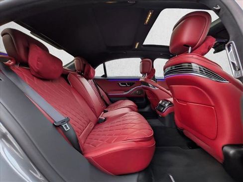 Certified 2022 Mercedes-Benz S 580 4MATIC Sedan image 21