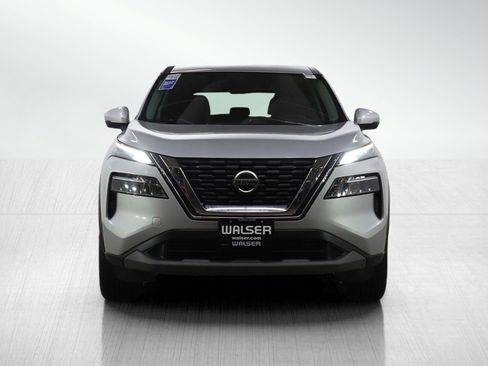 Used 2021 Nissan Rogue SV image 8