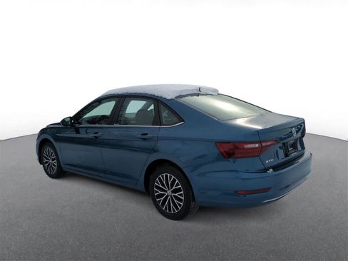 Used 2020 Volkswagen Jetta SE w/ SE Cold Weather Package image 6