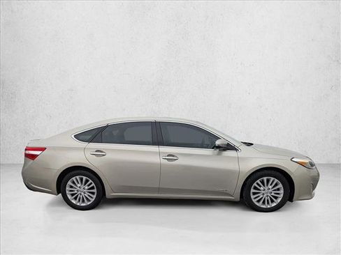 Used 2014 Toyota Avalon XLE Touring image 4