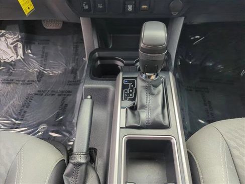 Certified 2020 Toyota Tacoma SR5 w/ Technology Package image 14