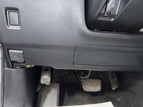 Used 2024 Toyota 4Runner SR5 image 30