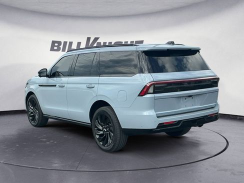Certified 2025 Lincoln Navigator Reserve w/ Jet Appearance Package AWD/4WD image 3