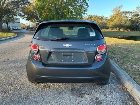 Used 2013 Chevrolet Sonic LT image 4