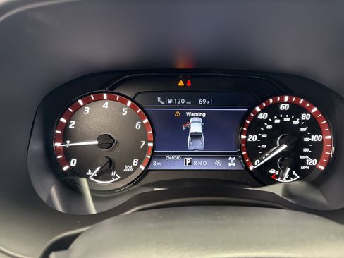 New 2026 Nissan Frontier PRO-4X w/ Pro-4x Convenience Package image 10