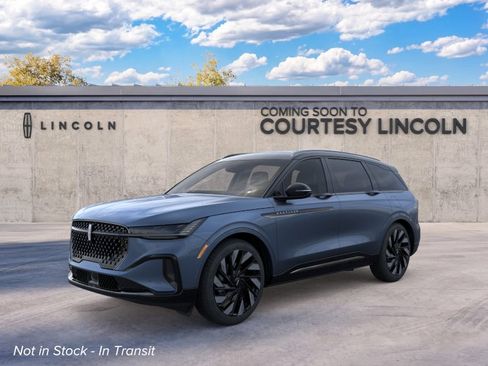 New 2026 Lincoln Nautilus Reserve w/ Jet Appearance Package AWD/4WD image 1