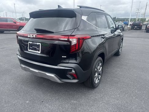 Used 2024 Kia Seltos S AWD/4WD image 8