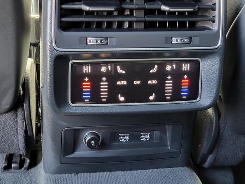 Used 2019 Audi Q8 Prestige w/ Year 1 Package image 22