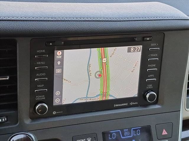 Used 2019 Toyota Sienna XLE Premium FWD image 12