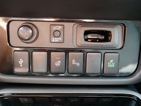 Used 2020 Mitsubishi Outlander GT AWD/4WD image 33