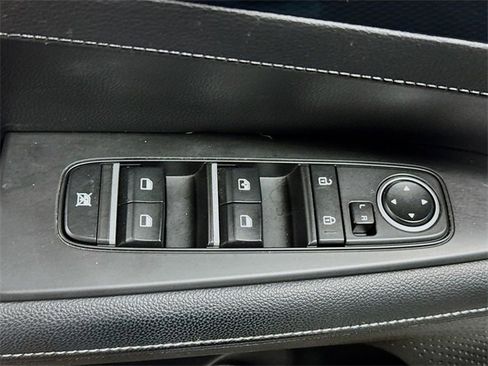 Used 2023 Kia Forte GT-Line w/ GT-Line Premium Package image 11