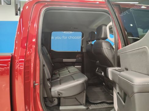 Used 2024 Ford F250 Lariat w/ Chrome Package image 15