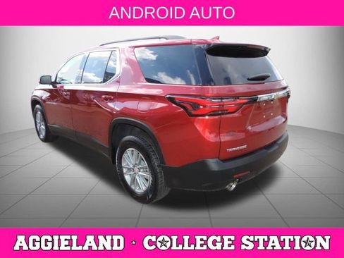 Used 2023 Chevrolet Traverse LT image 6