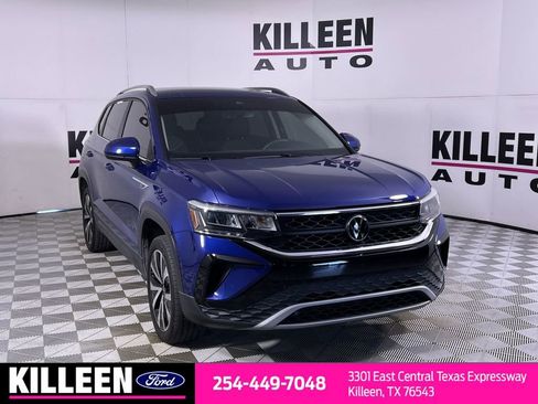 Used 2024 Volkswagen Taos SE image 10