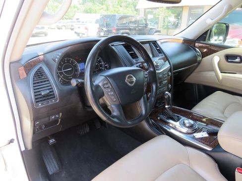 Used 2017 Nissan Armada Platinum w/ Interior Lighting Package AWD/4WD image 9