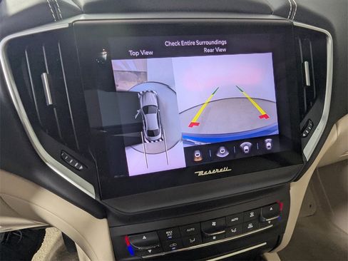 Used 2022 Maserati Ghibli Modena image 23