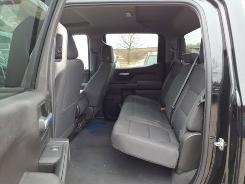 Used 2021 Chevrolet Silverado 1500 LT image 11