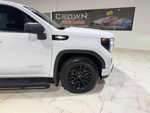 Used 2023 GMC Sierra 1500 Elevation RWD image 5