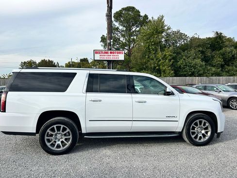 Used 2019 GMC Yukon XL Denali RWD image 3