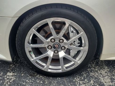 Used 2011 Cadillac CTS V RWD image 17